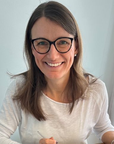 Andrea Dönges (Beisitzerin) Andrea Dönges